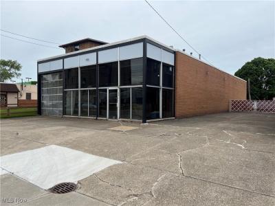 15014 Lorain Avenue, Cleveland, Ohio 44111