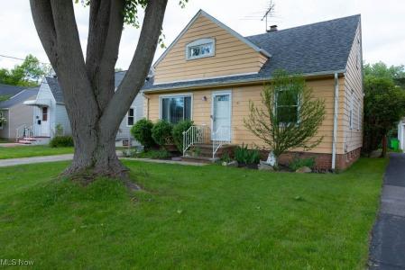 1271 Lander Road, Mayfield Heights, Ohio 44124