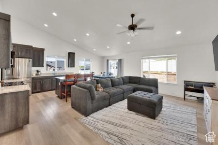 1279 S 50 E, Salem, Utah 84653, Estados Unidos