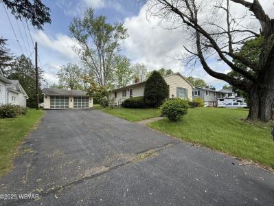 1714 Princeton Avenue, Williamsport, Pennsylvania 17701, USA