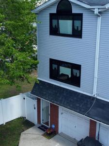 31 Charles Place, Staten Island, NY 10303, USA