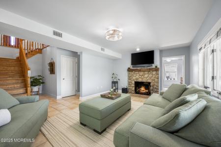 141 Cranmoor Drive, Toms River, 紐澤西州 08753, 美國