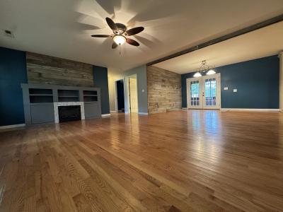 305 Harrison Lane, Poplar Bluff, Missouri 63901, USA