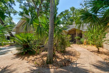 101 Silver Fern Court, Port Orange, Florida 32128