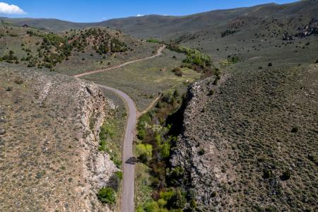 19200 N Paradise Park Road, Lapoint, Utah 84039, États-Unis