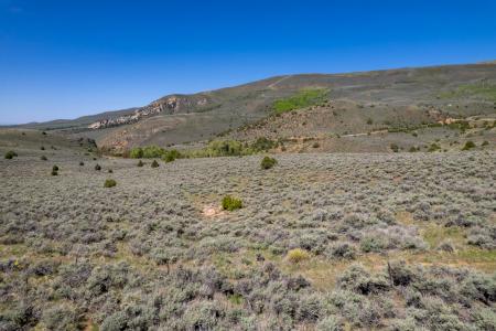 18500 N Paradise Park Road, Lapoint, Utah 84039, États-Unis
