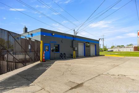 34939 Brush Street, Wayne, Michigan 48184, USA