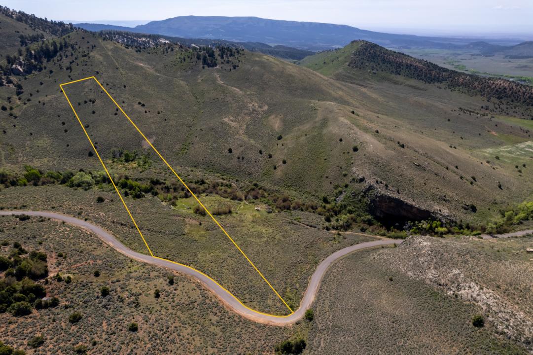 18000 N Paradise Park Road, Lapoint, Utah 84039, États-Unis