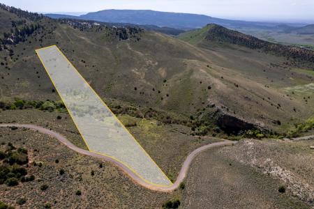 18000 N Paradise Park Road, Lapoint, Utah 84039, États-Unis