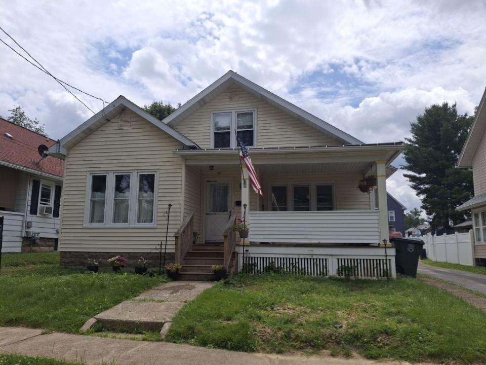 38 Douglas Place, Jamestown, New York 14701, Stati Uniti
