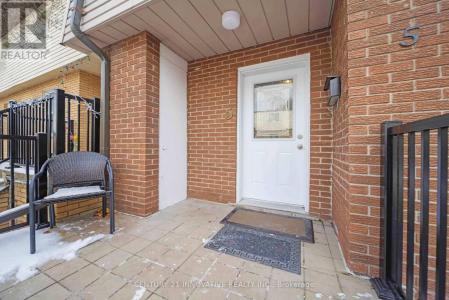 3175 KIRWIN AVENUE, Mississauga (cooksville), 安大略省 L5A 3M4, 加拿大