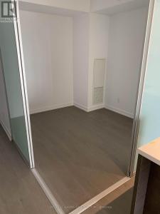 488 UNIVERSITY AVENUE, Toronto (kensington-chinatown), Ontario M5G 0C1, Canada