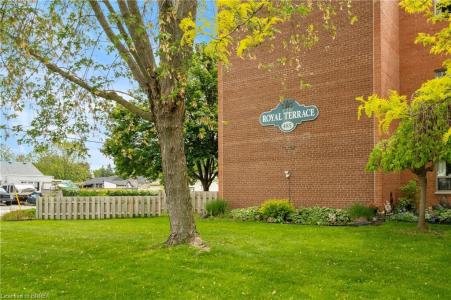 485 THOROLD ROAD, Welland, Ontario L3C 3X1, Canada