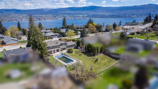 2308 THACKER DRIVE, West Kelowna, Britisch-Kolumbien V1Z 1V7, Kanada