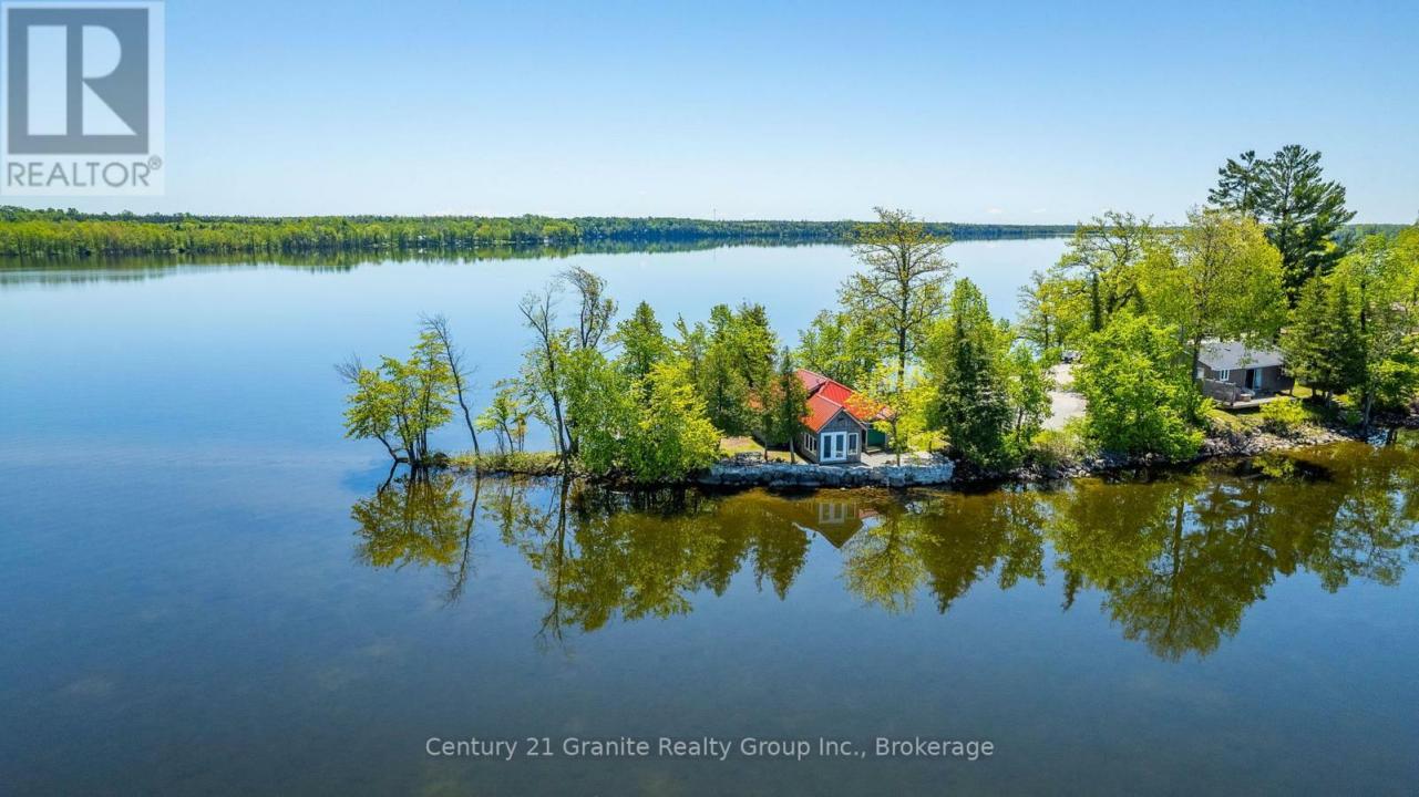 359 AVERY POINT ROAD, Kawartha Lakes (carden), Ontario L0K 1W0, CANADÁ