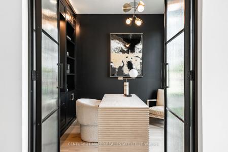 331 MACDONALD ROAD, Oakville, أونتاريو L6J 2A8, كندا