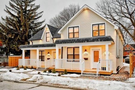 72 CENTRE STREET, Aurora, Ontario L4G 1J8, Canada