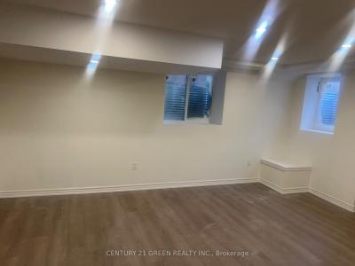1713 WHITLOCK AVENUE, Milton, Ontario L9E 2A4, Canada