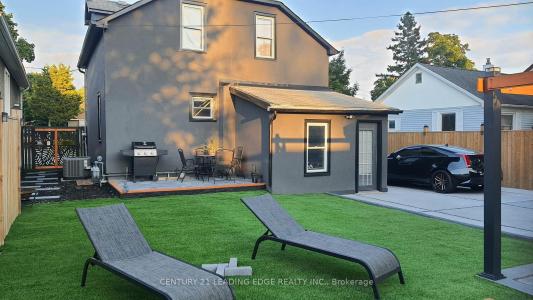 249 WALLACE AVENUE S, Welland, オンタリオ L3B 1R7, カナダ