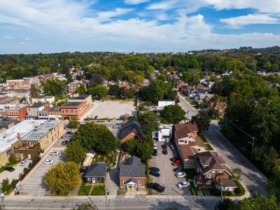 719 1ST AVENUE E, Owen Sound, אונטריו N4K 2C6, קנדה