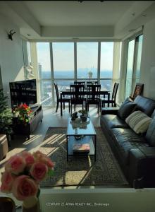 11 BOGERT AVENUE, Toronto, Ontario M2N 1K4, Canada