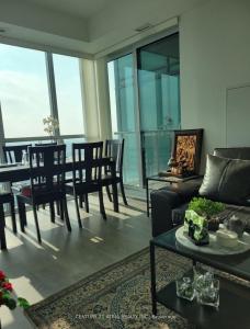 11 BOGERT AVENUE, Toronto, Ontario M2N 1K4, Canadá