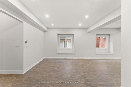 2442 FELHABER CRESCENT, Oakville, オンタリオ L6H 7N8, カナダ