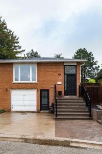 333 ENFIELD ROAD, Burlington, Ontario L7T 4E5, Canada