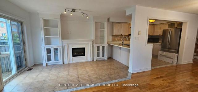 44 AMULET CRESCENT, Richmond Hill, Ontario L4S 2V8, CANADÁ