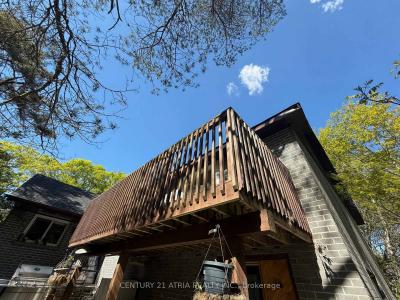 14178 YONGE STREET, Aurora, Ontario L4G 0P5, Canada