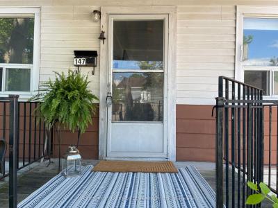 147 DUFFERIN STREET, Orillia, Ontario L3V 5T1, Canada