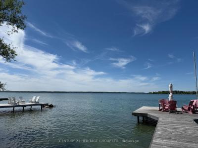 915 LAKE DRIVE N, Georgina, Ontario L4P 3E9, Canada