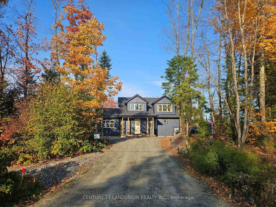 1014 RIDGELINE DRIVE, Lake Of Bays, Ontario P1H 0K1, Canadá