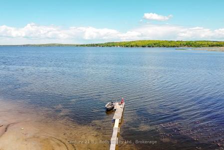 95 MASKINONGE ROAD, Tay, Ontario L0K 2A0, Canada