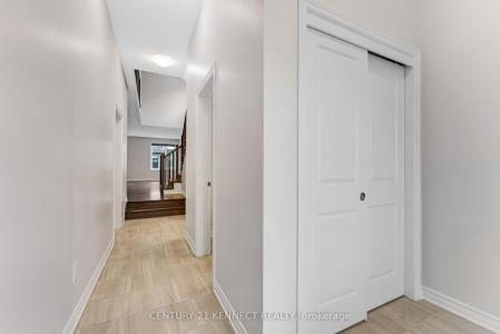 324 VENTOUX AVENUE, Orleans - Cumberland And Area, Ontario K4A 5L6, Kanada