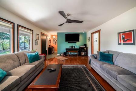 4444 50 STREET, Sylvan Lake, 앨버타주 T4S 1L6, 캐나다