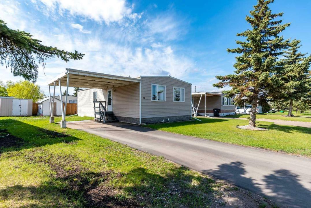 5308 57 STREET, Lloydminster, Alberta T9V 2A3, Canada