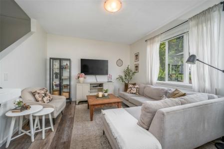 1420 TERAI ROAD, Kelowna, كولومبيا البريطانية V1X 7H3, كندا