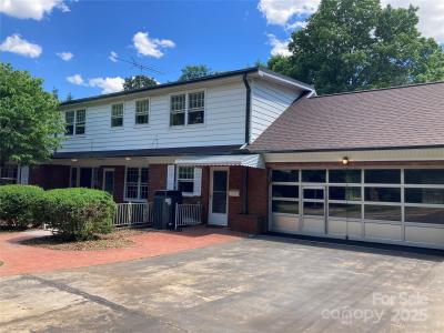 1614 Statesville Boulevard, Salisbury, North Carolina 28144, Stati Uniti