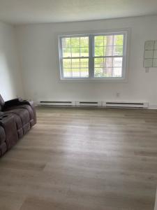 11 Chestnut St , 2, Dudley, Massachusetts 01571, USA