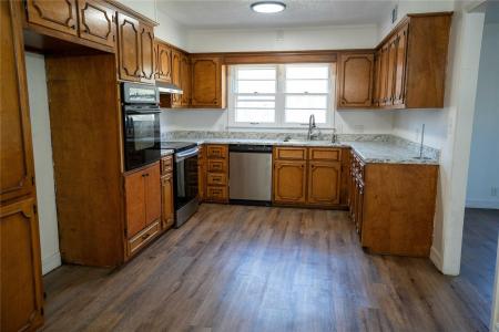 2206 Culbertson, Paris, Texas 75460, USA