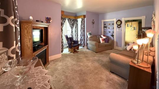 1401 Baltimore Avenue, Hot Springs, SD 57747, USA