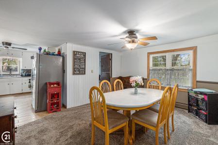 4646 Howland, Almont, מישיגן 48003, ארצות הברית של אמריקה 