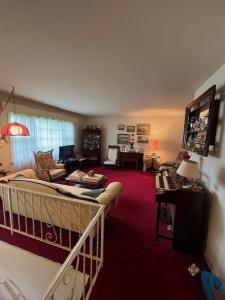1436 Thomas Avenue, North Brunswick, NJ 08902, USA