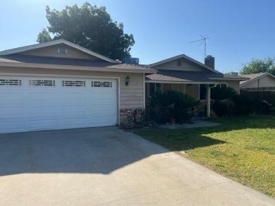 860 S Kazarian Street, Tulare, California 93274
