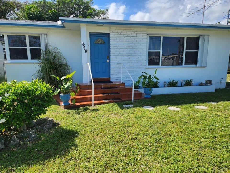 3518 NW 11th Avenue, Miami, Florida 33127