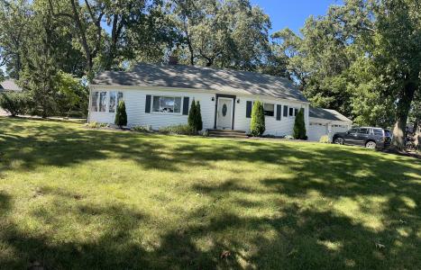 665 W Main st, West Haven, Connecticut 06516, USA