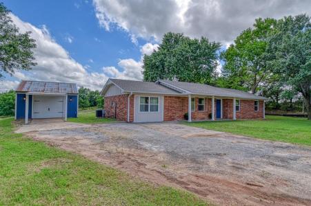 272 W Water Front Drive, Ninnekah, Oklahoma 73067, Estados Unidos