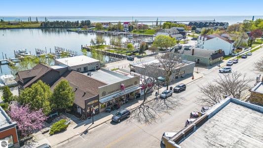 310 Main Street, Frankfort, Мичиган 49635, Соединенные Штаты