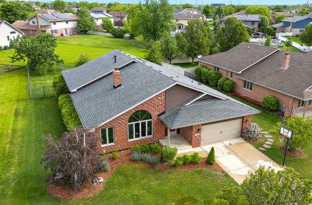 8542 Monaghan Drive, Tinley Park, Illinois 60487, HOA KỲ